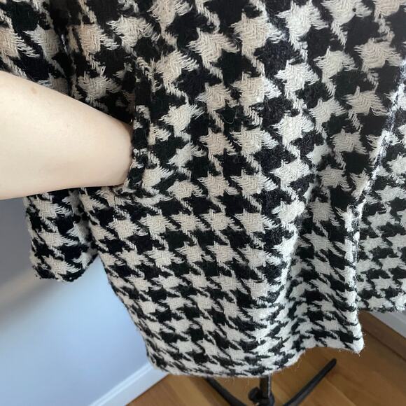 BlankNYC Black White Houndstooth Your Own Beat Long Cocoon Coat Wool size 1X - Picture 9 of 9